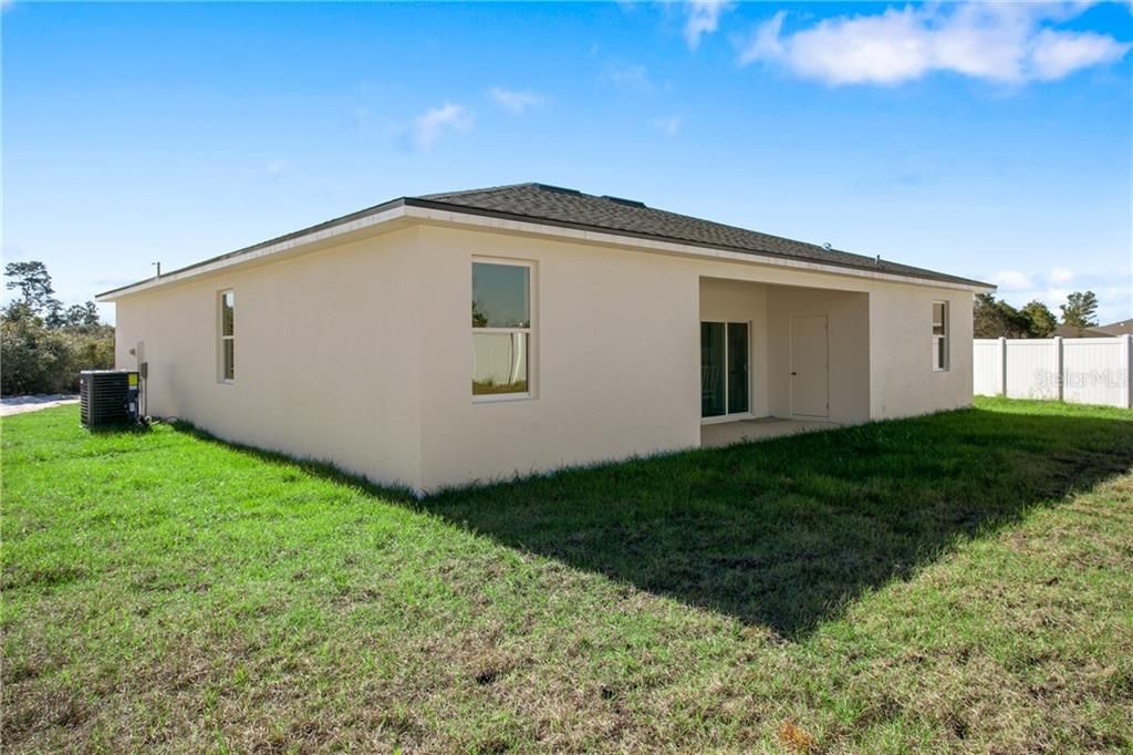 Recently Sold: $245,000 (4 beds, 2 baths, 1764 Square Feet)