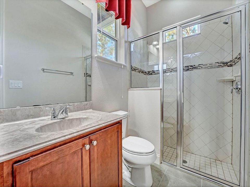 最近售出: $720,000 (4 贝兹, 4 浴室, 3886 平方英尺)
