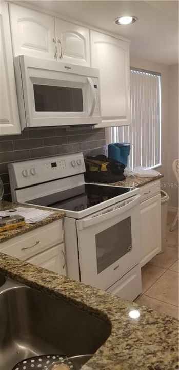 Vendido Recientemente: $147,500 (2 camas, 2 baños, 1118 Pies cuadrados)