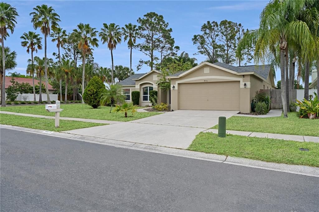 Recently Sold: $340,000 (5 beds, 3 baths, 2045 Square Feet)