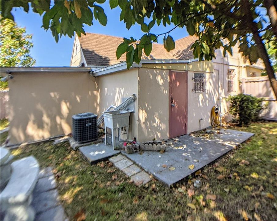Recently Sold: $180,000 (2 beds, 2 baths, 770 Square Feet)