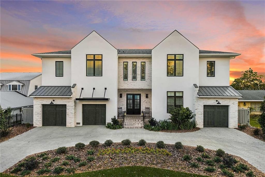 Recently Sold: $4,500,000 (5 beds, 5 baths, 6256 Square Feet)