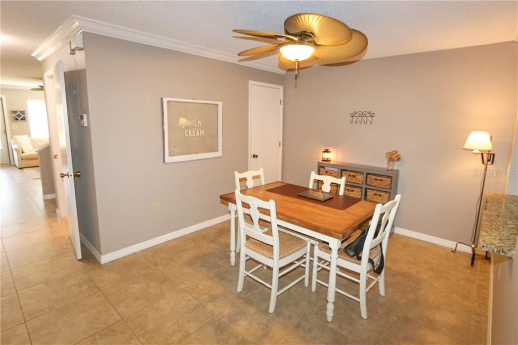 Recently Sold: $180,000 (2 beds, 2 baths, 1390 Square Feet)