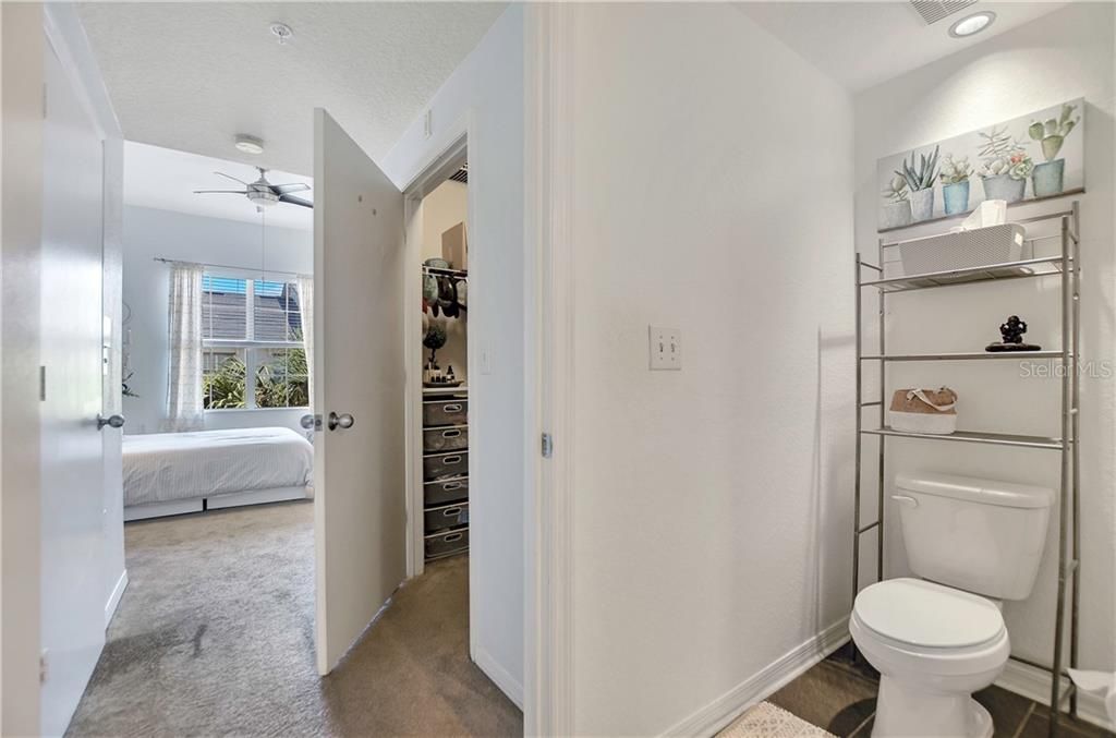Recently Sold: $295,000 (2 beds, 2 baths, 1231 Square Feet)