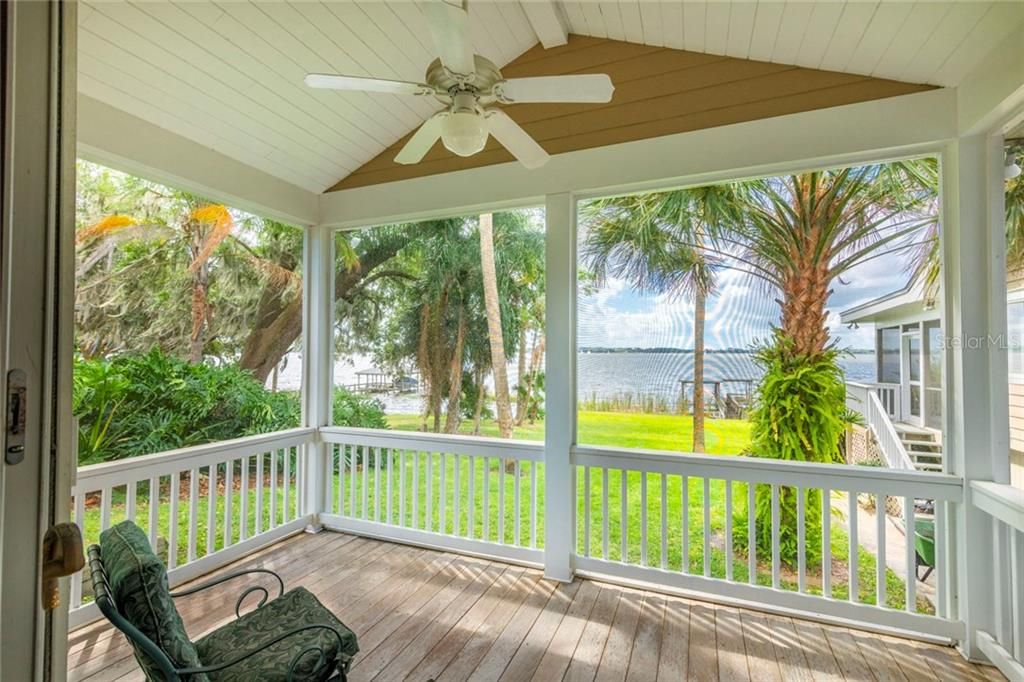 Master Bedroom Private Screened Porch