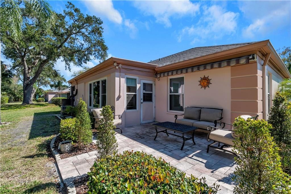 Recently Sold: $161,500 (1 beds, 1 baths, 850 Square Feet)