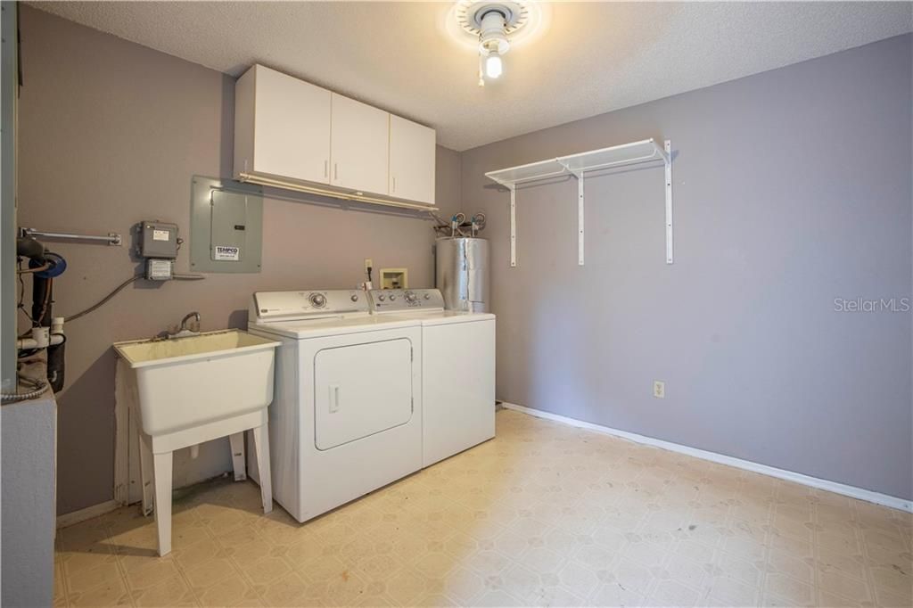 Recently Sold: $160,000 (2 beds, 2 baths, 1245 Square Feet)