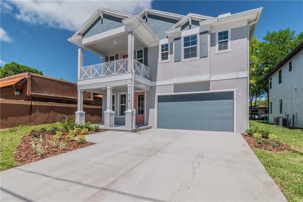 Recently Sold: $924,990 (4 beds, 3 baths, 3004 Square Feet)