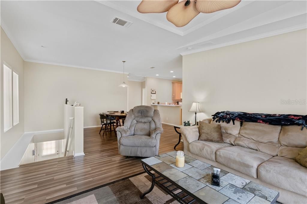 Recently Sold: $210,000 (3 beds, 2 baths, 1360 Square Feet)
