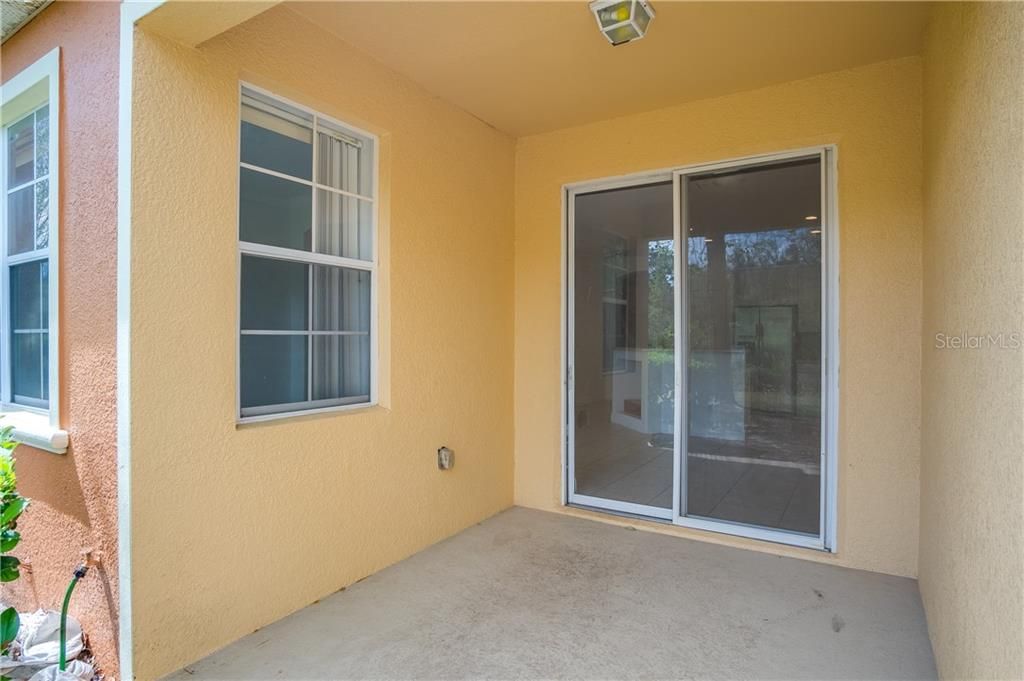 Recently Sold: $185,000 (3 beds, 2 baths, 1553 Square Feet)
