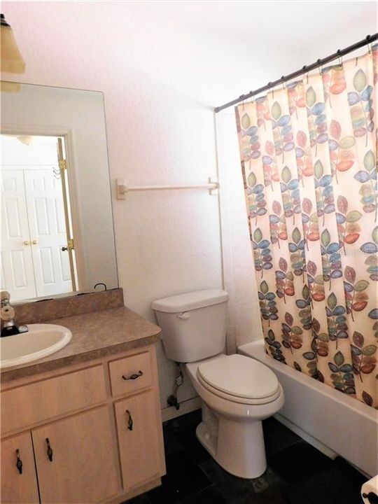 最近售出: $210,000 (3 贝兹, 2 浴室, 1412 平方英尺)