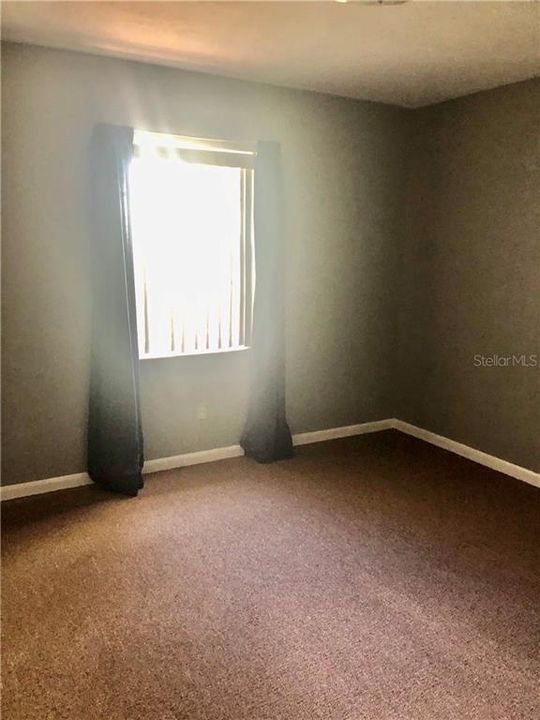 Recently Rented: $750 (2 beds, 1 baths, 867 Square Feet)
