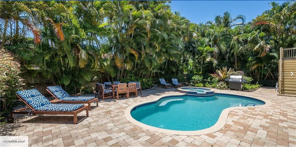 Recently Sold: $1,495,000 (4 beds, 3 baths, 2450 Square Feet)
