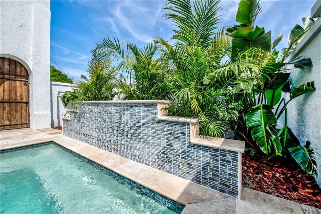 Recently Sold: $1,295,000 (4 beds, 3 baths, 3508 Square Feet)