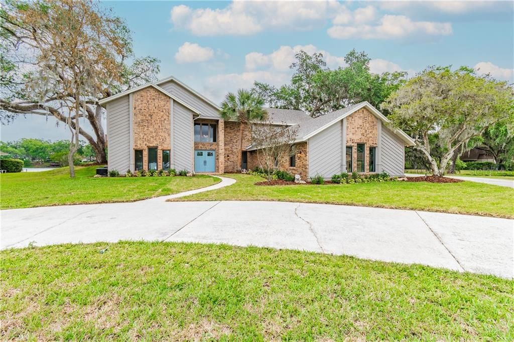 Recently Sold: $859,900 (5 beds, 5 baths, 4710 Square Feet)