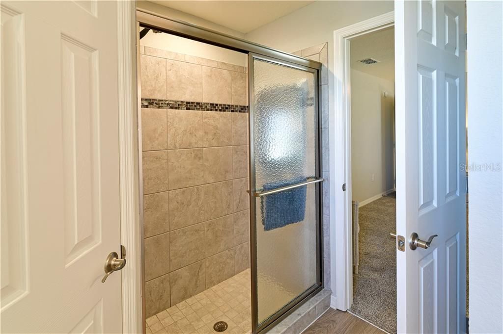 最近售出: $315,000 (4 贝兹, 2 浴室, 1670 平方英尺)