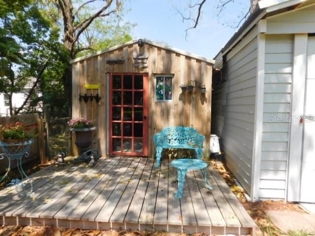 Recently Sold: $239,900 (2 beds, 2 baths, 1304 Square Feet)