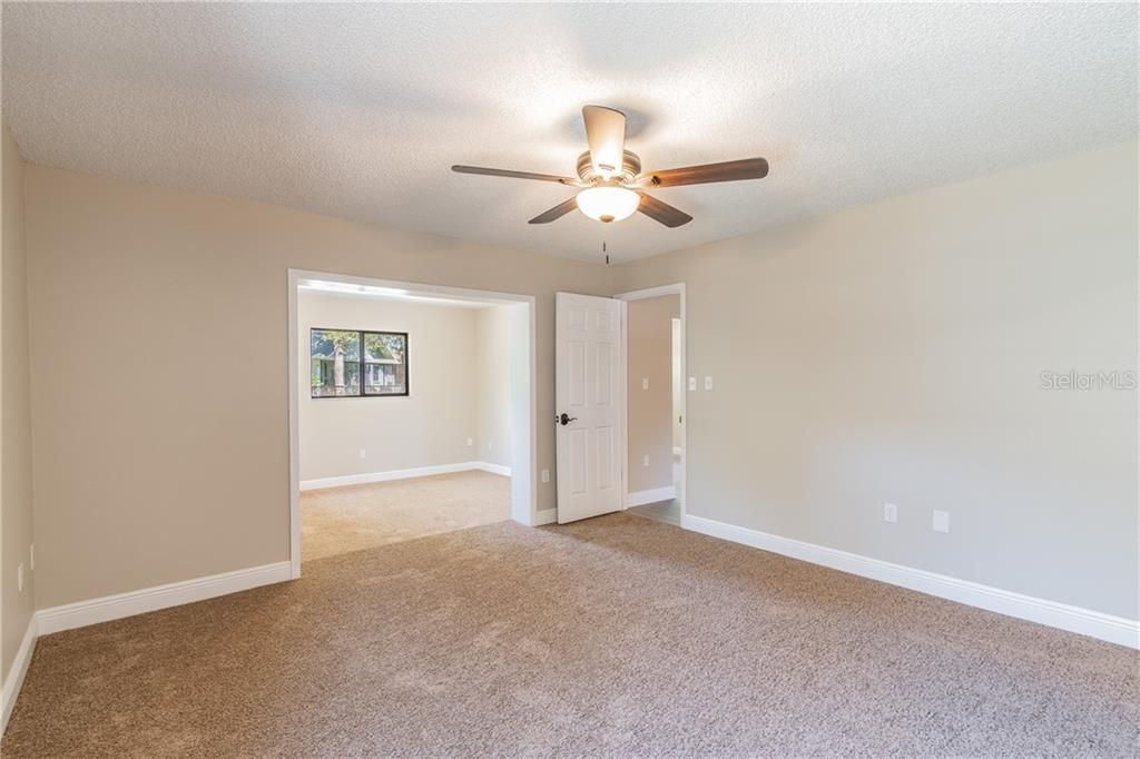 Recently Sold: $215,000 (3 beds, 2 baths, 1624 Square Feet)