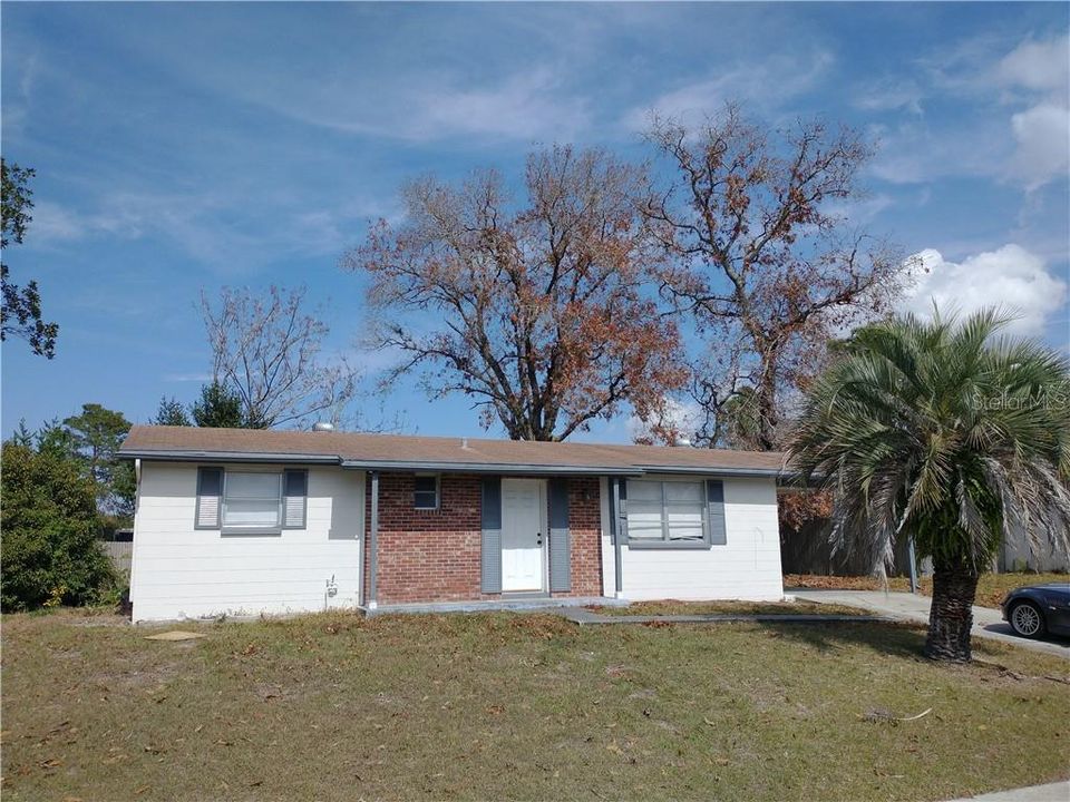 Recently Sold: $125,000 (2 beds, 2 baths, 902 Square Feet)