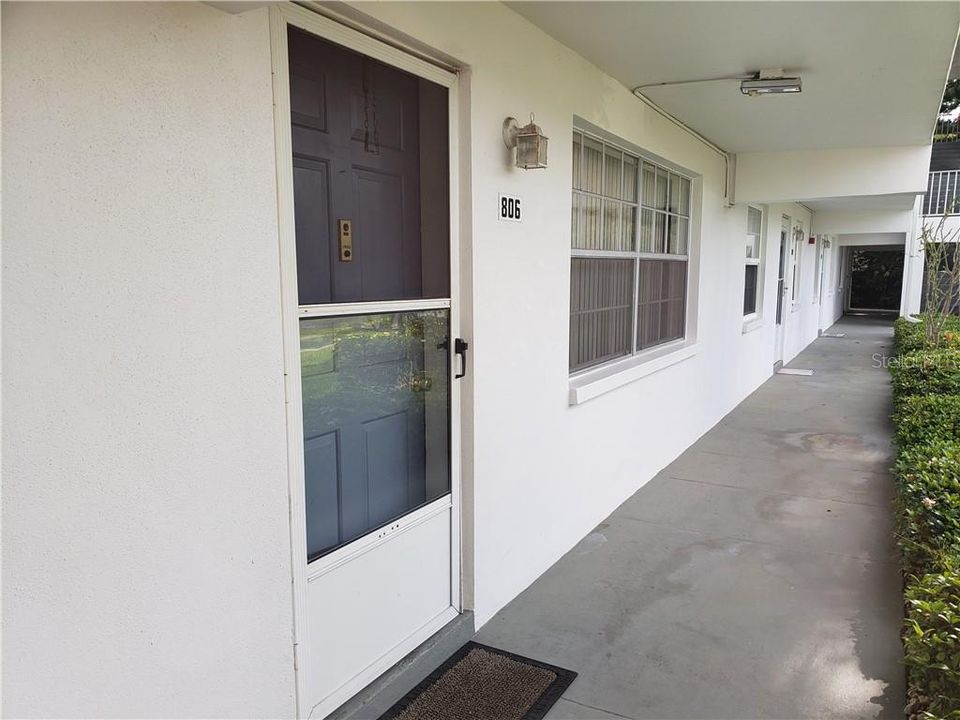Recently Sold: $62,900 (1 beds, 1 baths, 700 Square Feet)