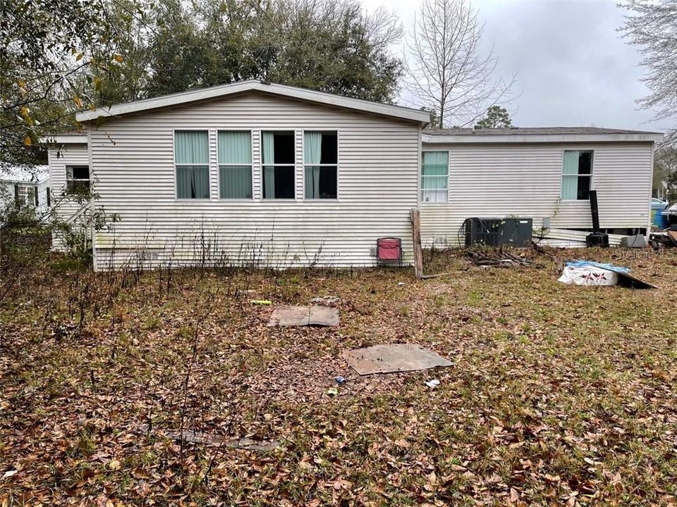 Recently Sold: $95,000 (3 beds, 2 baths, 2076 Square Feet)