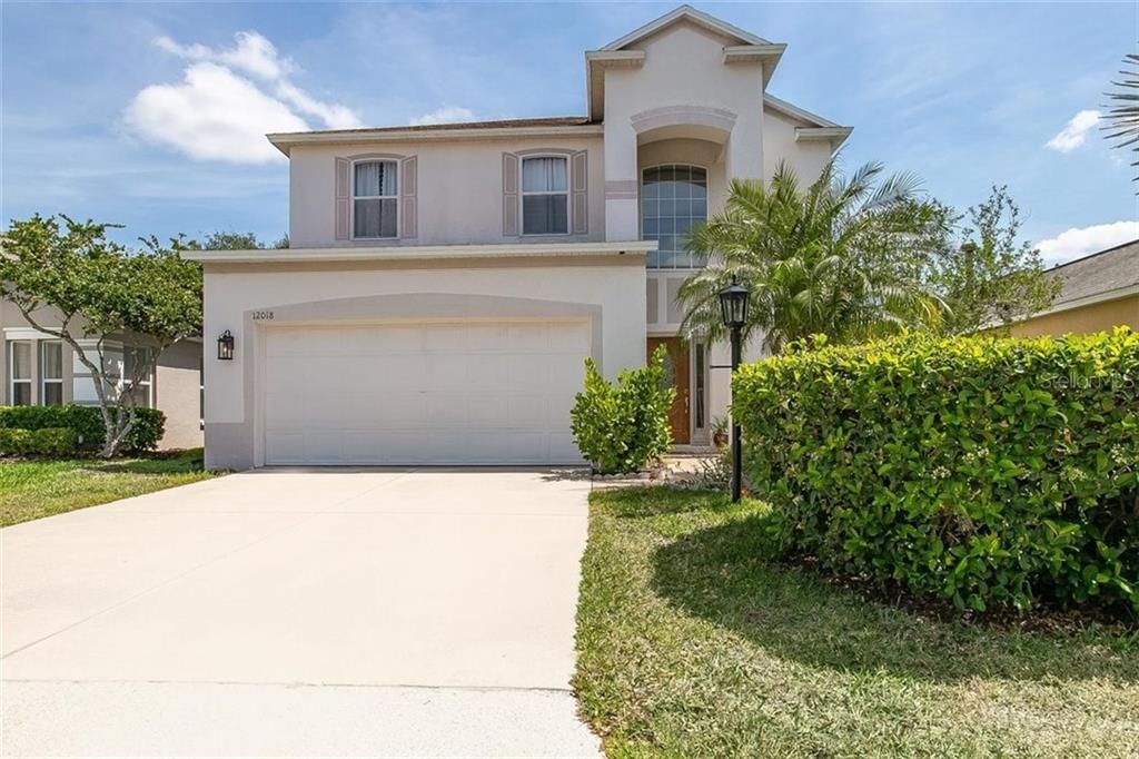 Recently Sold: $399,900 (3 beds, 2 baths, 2074 Square Feet)