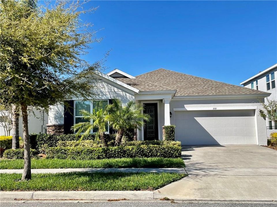 Recently Sold: $415,000 (4 beds, 3 baths, 2204 Square Feet)