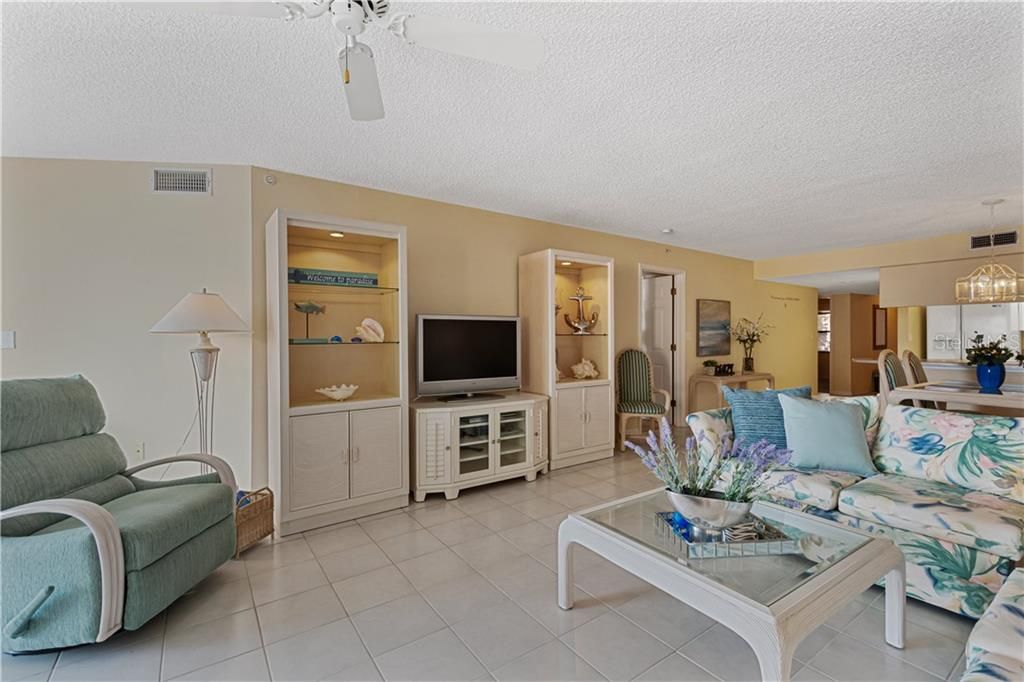 Recently Sold: $635,000 (3 beds, 2 baths, 1470 Square Feet)