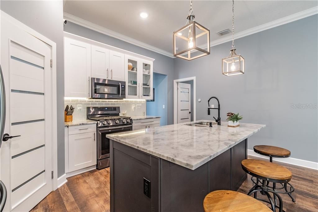 Recently Sold: $514,700 (3 beds, 2 baths, 1548 Square Feet)