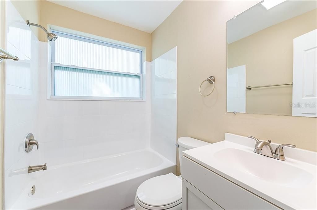 Недавно арендовано: $1,595 (4 спален, 1 ванн, 1124 Квадратных фут)