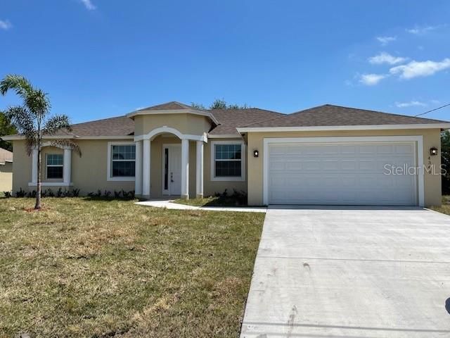 Recently Sold: $329,900 (4 beds, 3 baths, 2223 Square Feet)