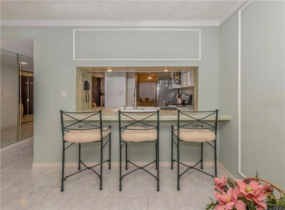 Recently Sold: $525,000 (2 beds, 2 baths, 1498 Square Feet)