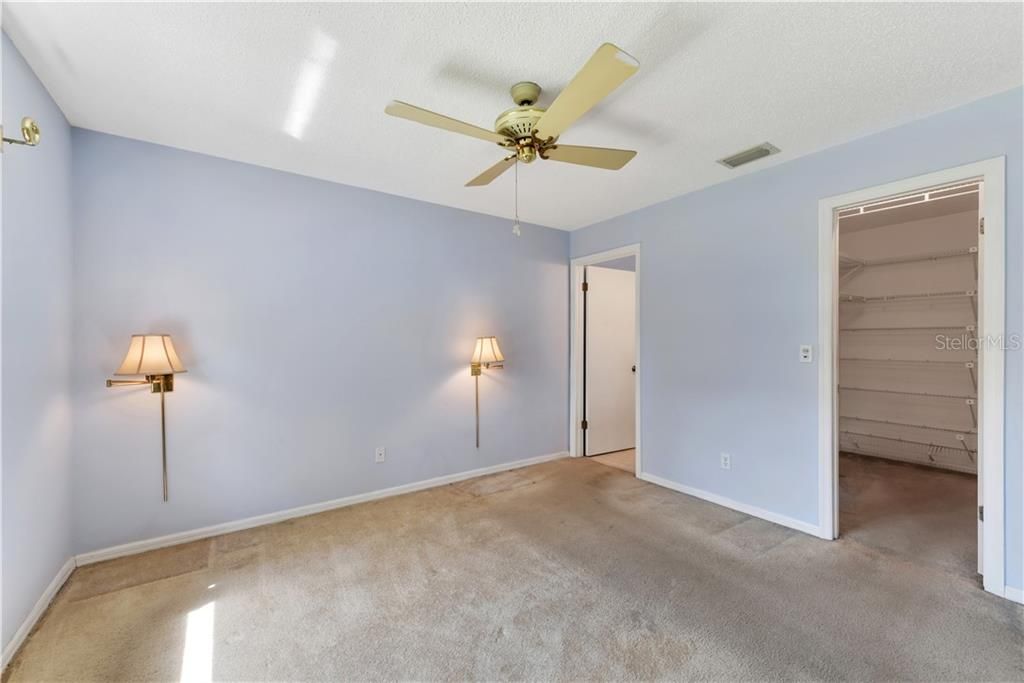 Recently Sold: $145,000 (2 beds, 2 baths, 1203 Square Feet)