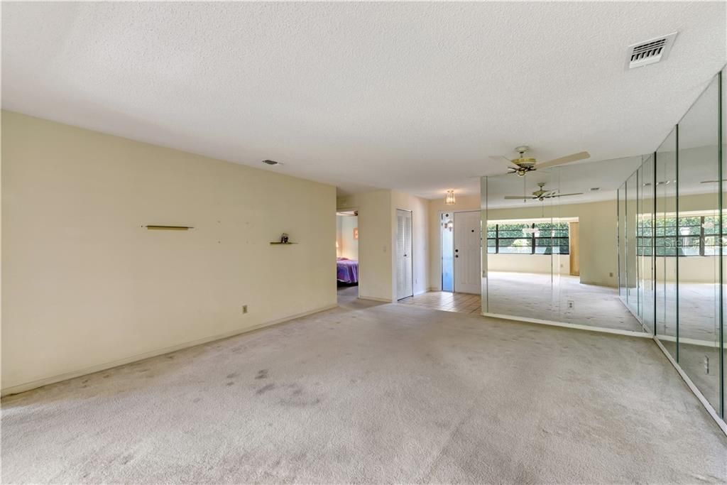 Recently Sold: $145,000 (2 beds, 2 baths, 1203 Square Feet)