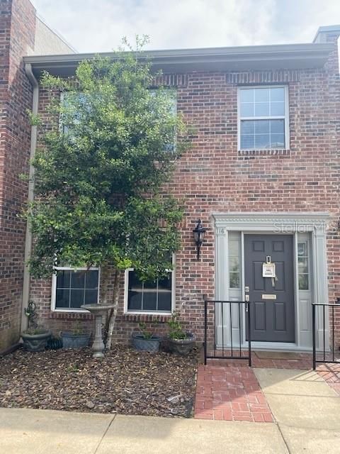 Recently Sold: $195,800 (3 beds, 2 baths, 1360 Square Feet)