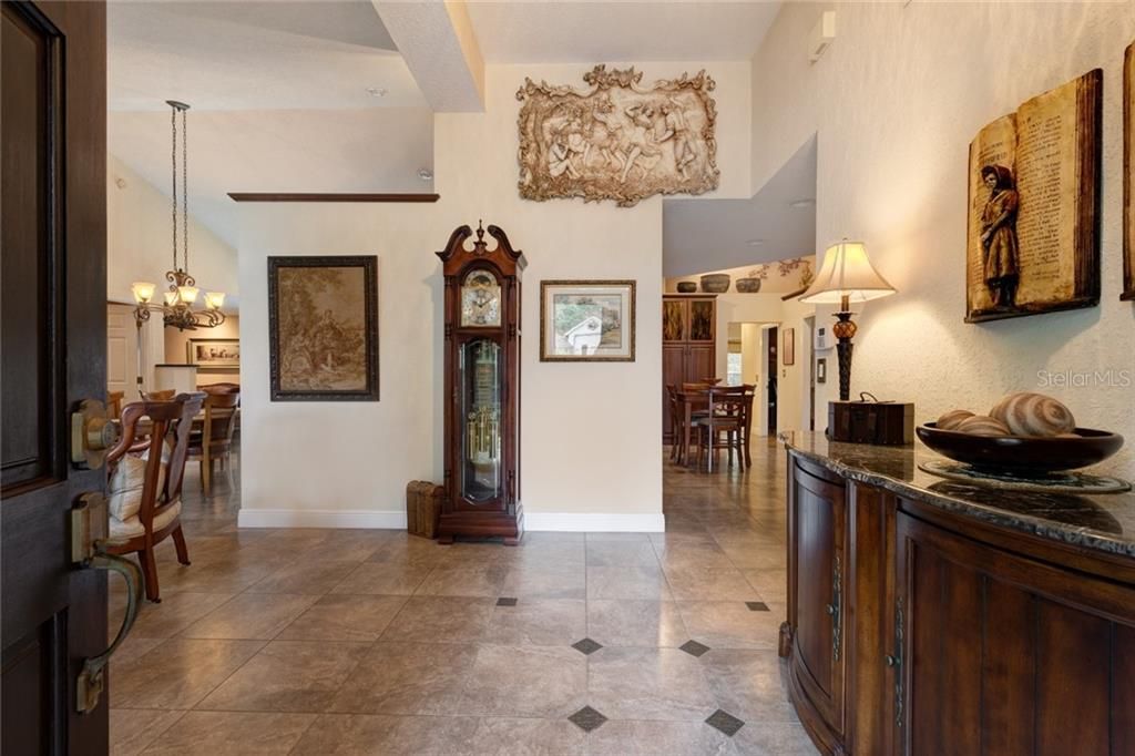 Tiled Foyer, Living and Dining Room