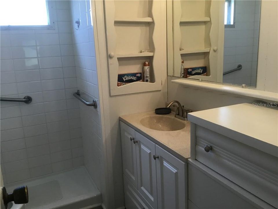 Recently Sold: $79,000 (2 beds, 1 baths, 660 Square Feet)