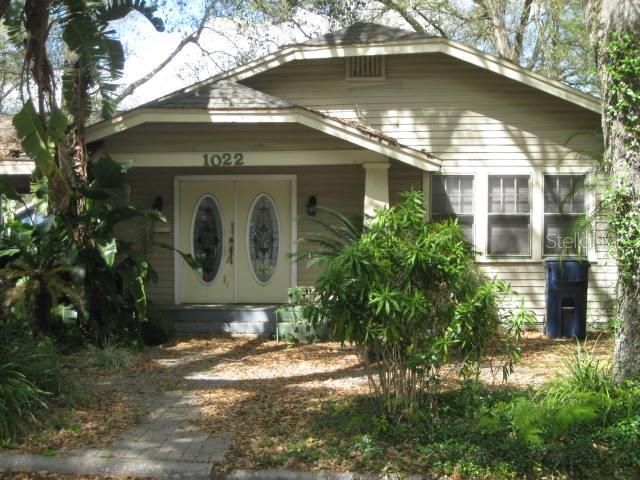 Recently Sold: $230,000 (3 beds, 1 baths, 1380 Square Feet)