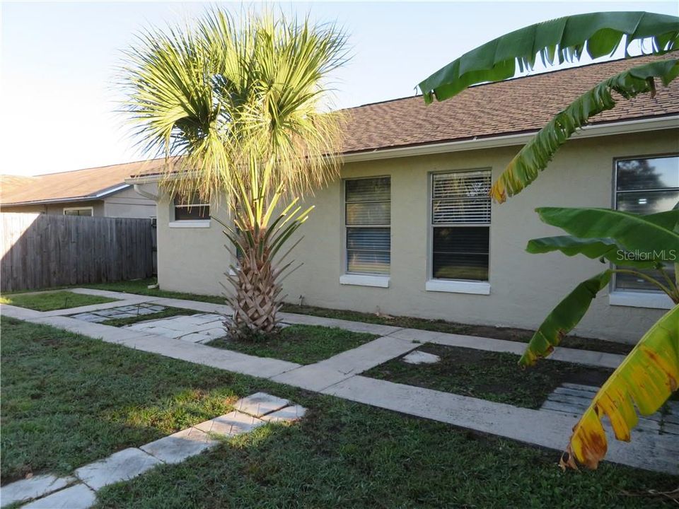 Recently Sold: $287,500 (3 beds, 2 baths, 1421 Square Feet)