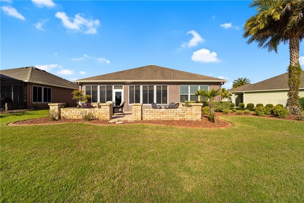 Recently Sold: $312,213 (3 beds, 2 baths, 1736 Square Feet)