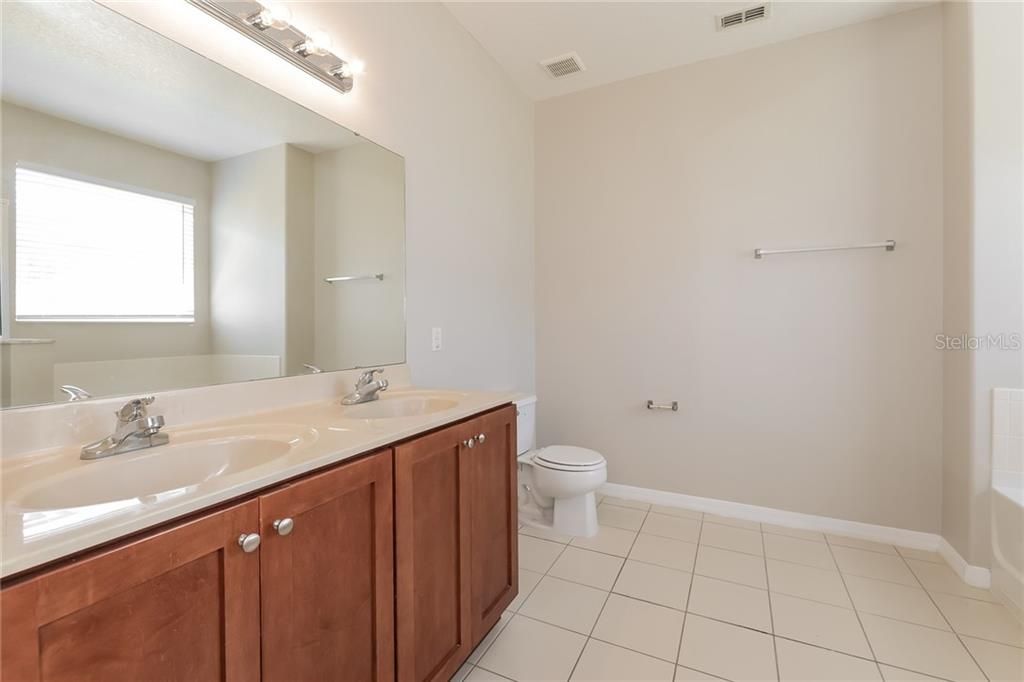 Недавно арендовано: $2,025 (3 спален, 3 ванн, 2746 Квадратных фут)