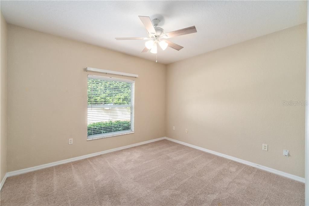 Recently Sold: $160,000 (2 beds, 2 baths, 1349 Square Feet)