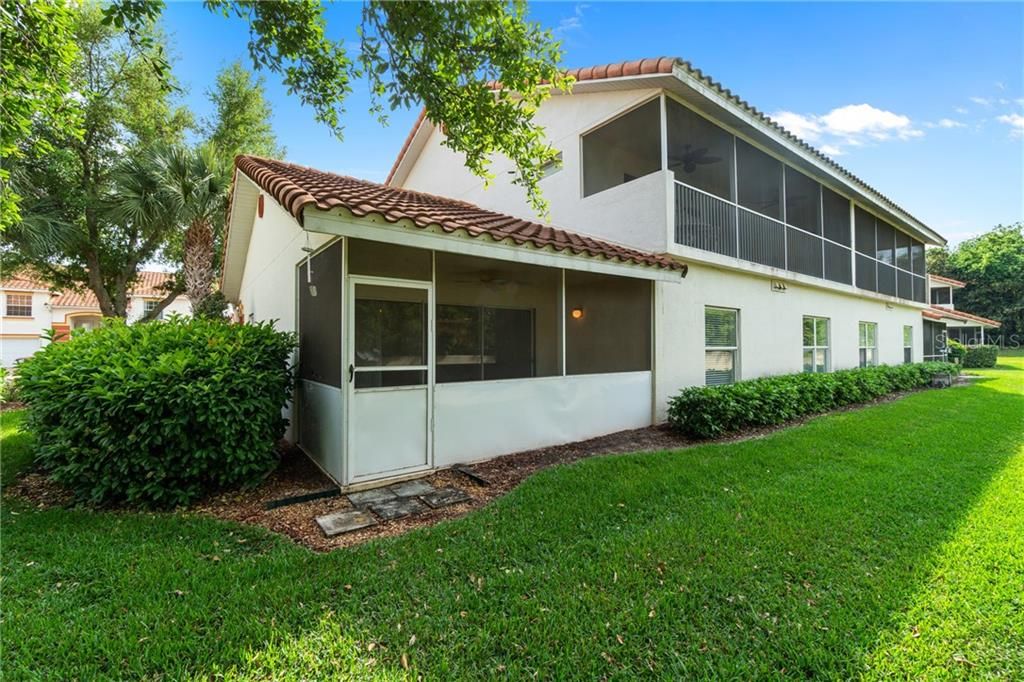 Recently Sold: $160,000 (2 beds, 2 baths, 1349 Square Feet)