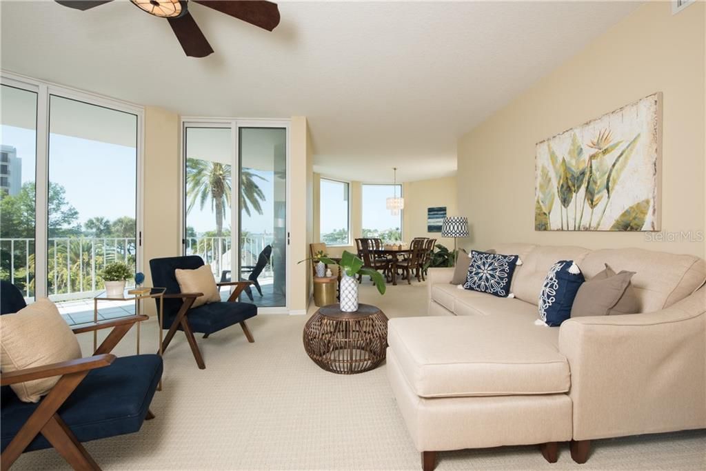 Recently Sold: $689,000 (2 beds, 2 baths, 1660 Square Feet)