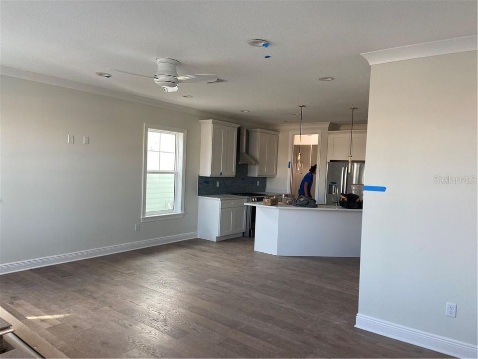Recently Sold: $1,050,000 (3 beds, 3 baths, 2364 Square Feet)