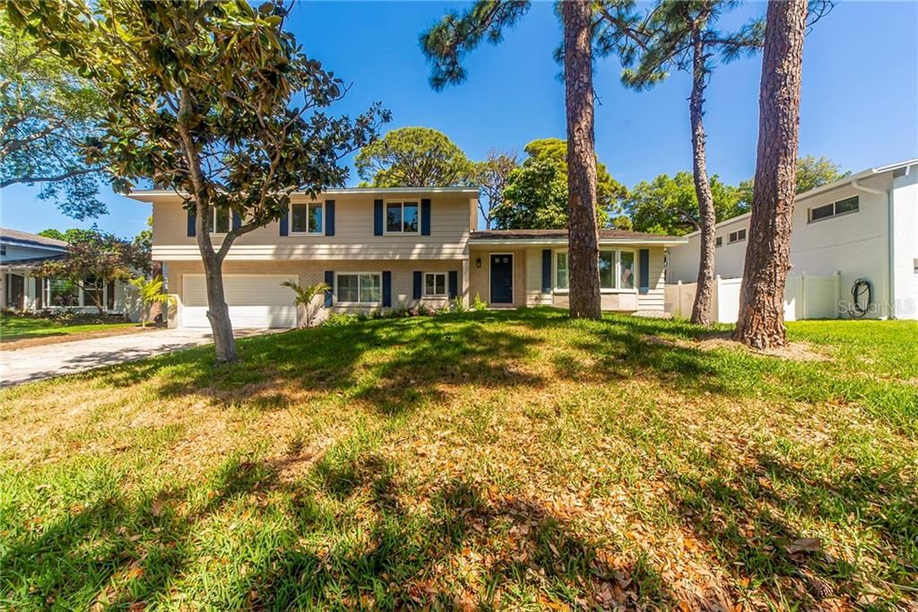Recently Sold: $535,000 (4 beds, 3 baths, 2278 Square Feet)