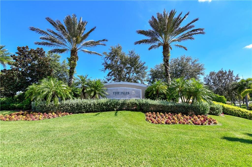 Recently Sold: $293,000 (2 beds, 2 baths, 1554 Square Feet)