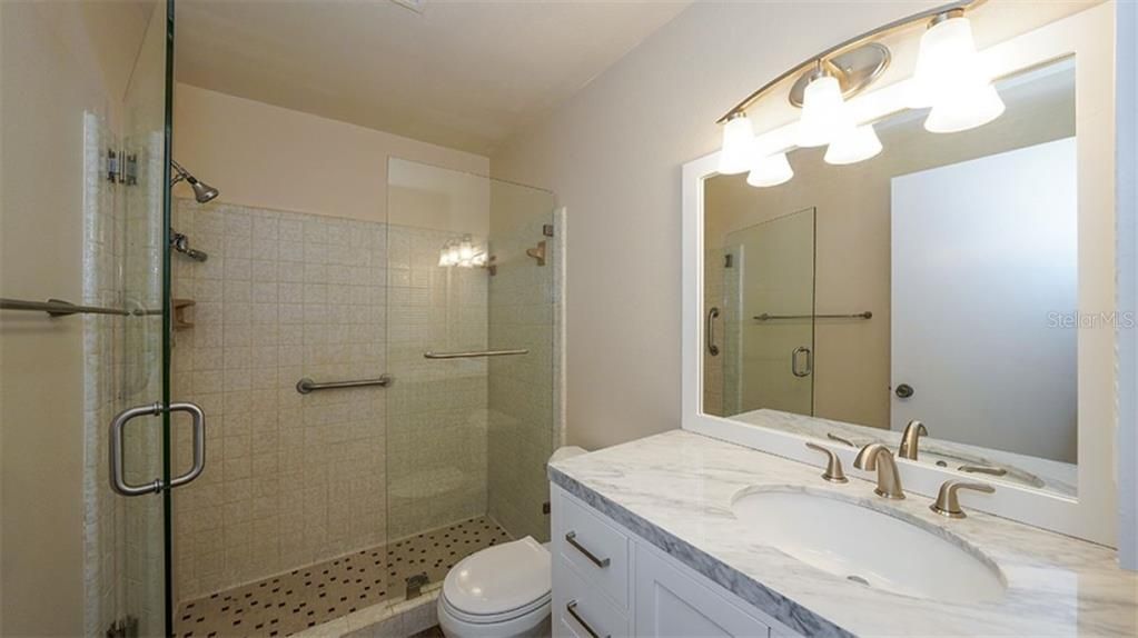 最近售出: $424,900 (3 贝兹, 2 浴室, 1688 平方英尺)