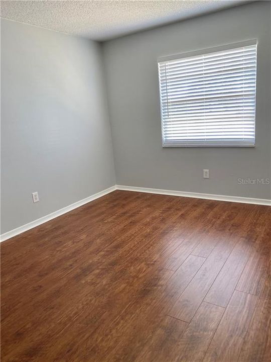 Recently Rented: $1,295 (2 beds, 2 baths, 984 Square Feet)