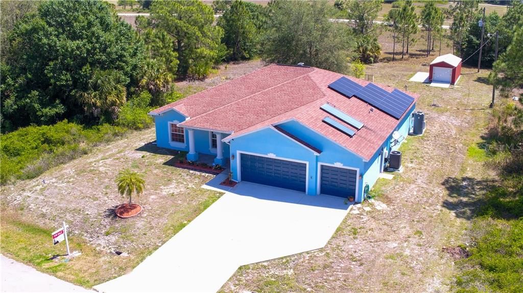 Recently Sold: $329,900 (4 beds, 3 baths, 2340 Square Feet)